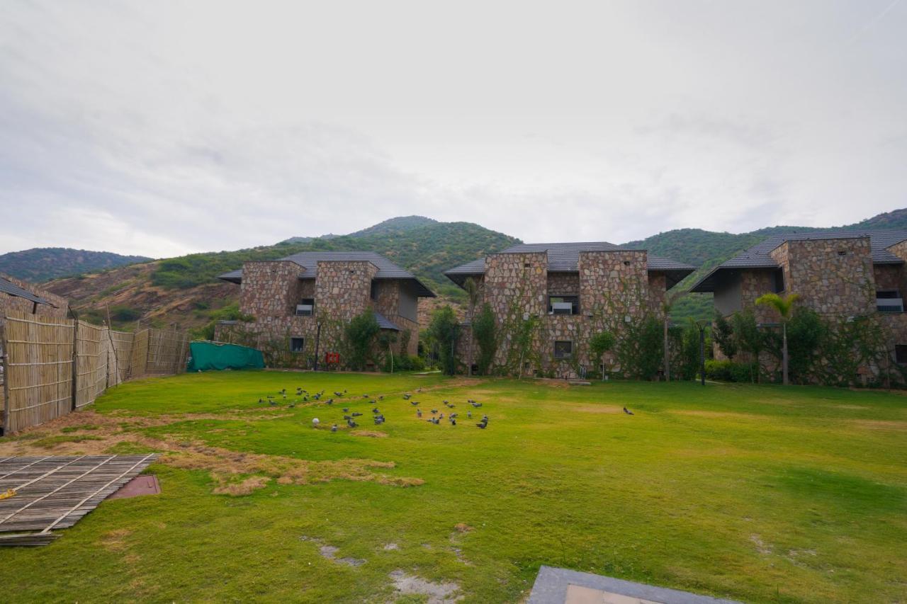 Pushkara Resort And Spa Екстериор снимка